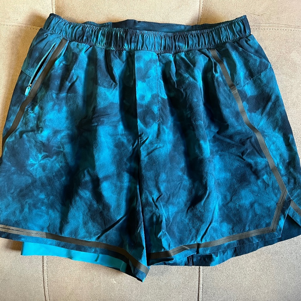 Men's Lululemon Surge Shorts 6" Lined Blue Size Large Athletic